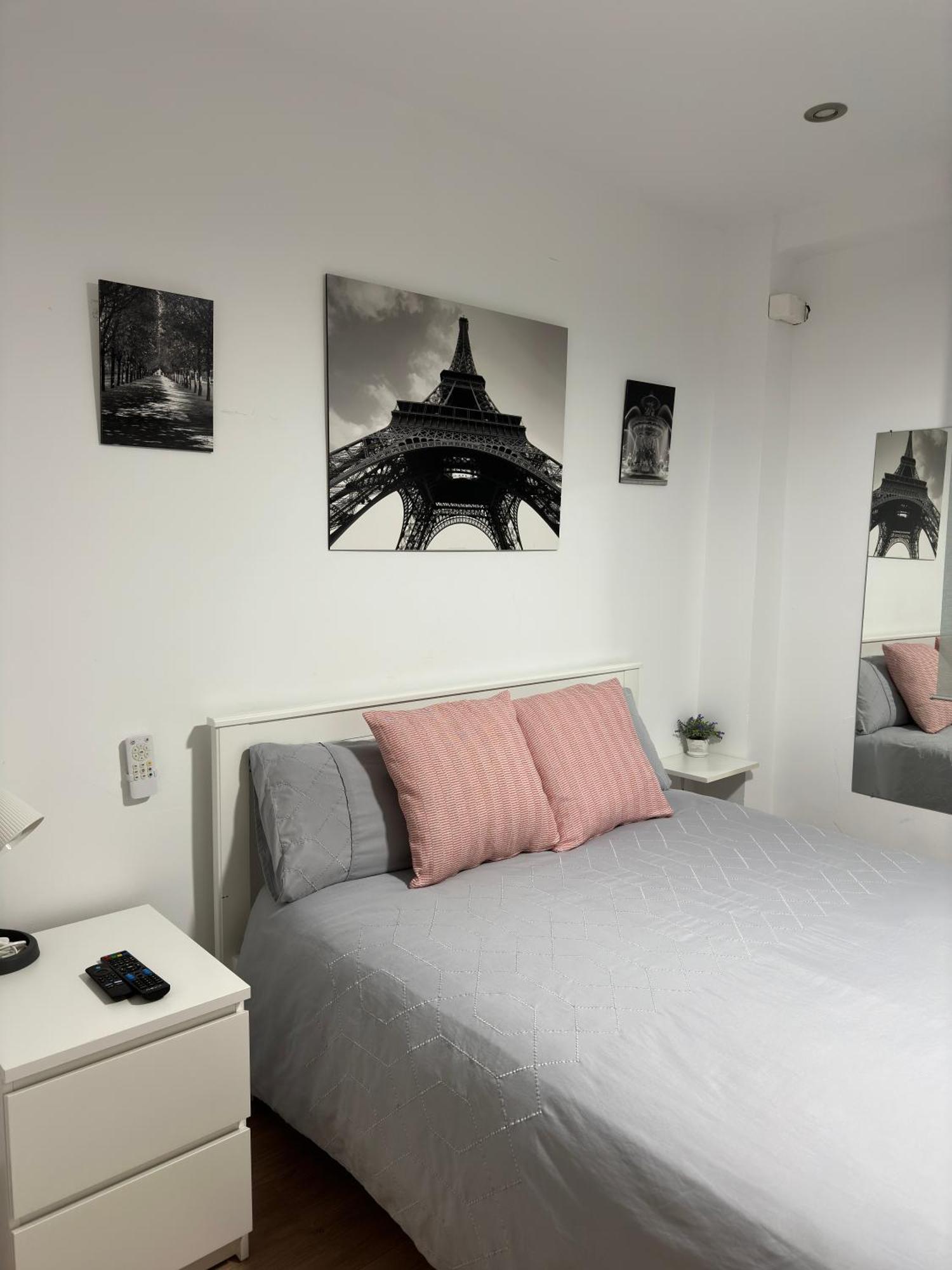 Manrique Rooms Malaga Bagian luar foto