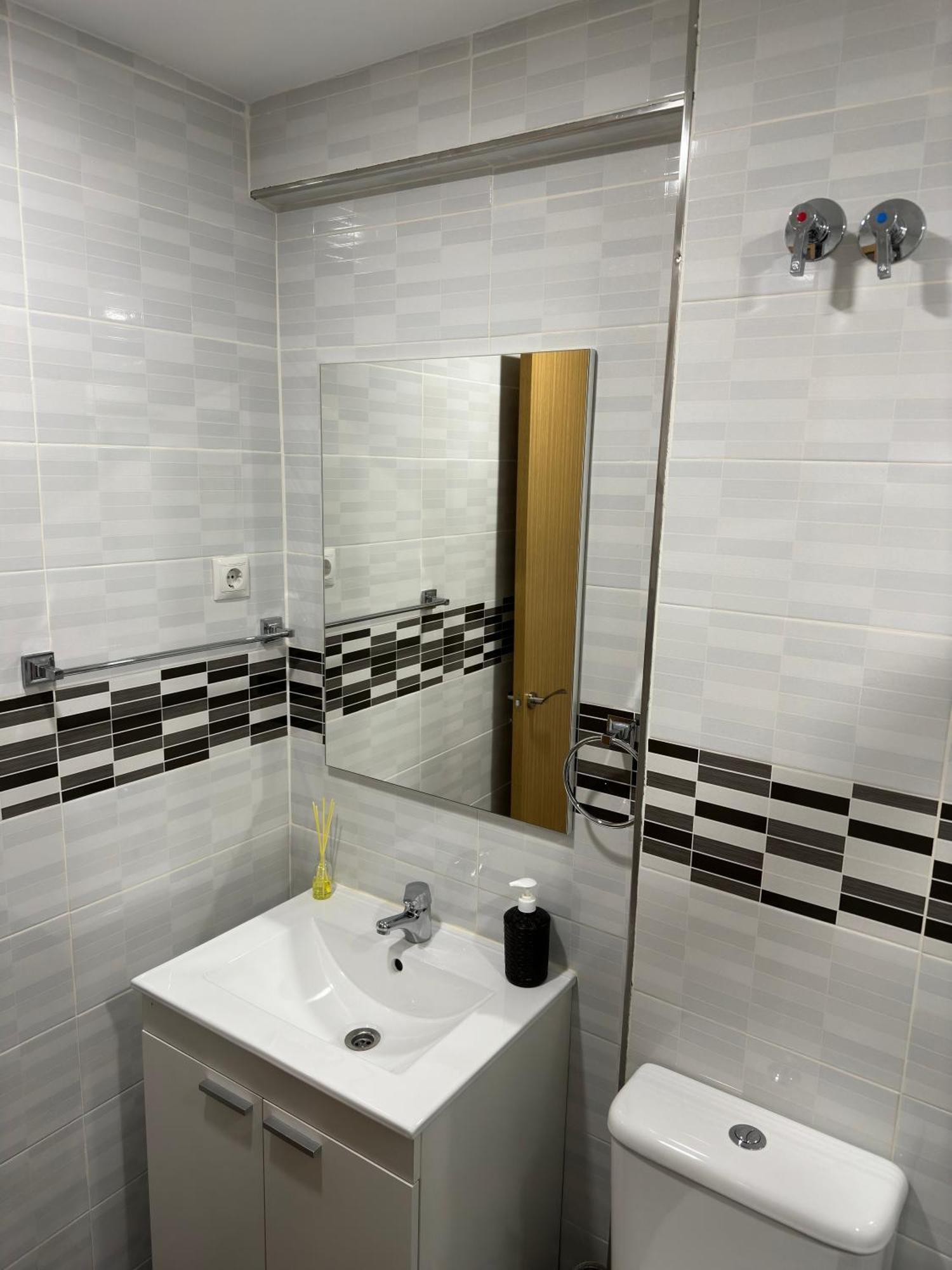 Manrique Rooms Malaga Bagian luar foto